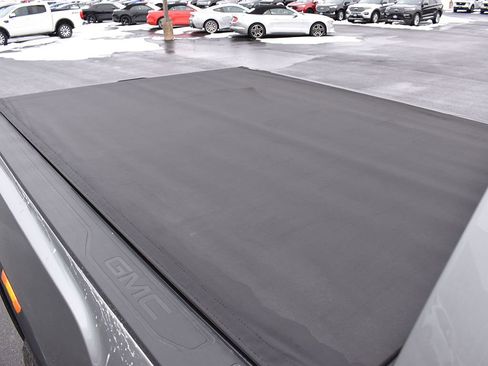 Used 2025 GMC Sierra 2500 Denali image 31