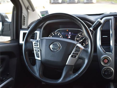 Used 2021 Nissan Titan SV w/ SV Convenience Package AWD/4WD image 34