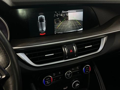 Used 2023 Alfa Romeo Stelvio Ti image 16