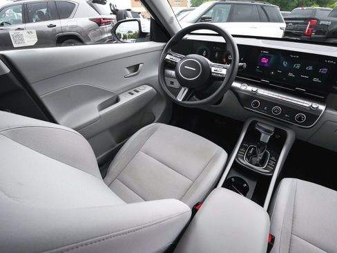 Used 2024 Hyundai Kona SE AWD/4WD image 48
