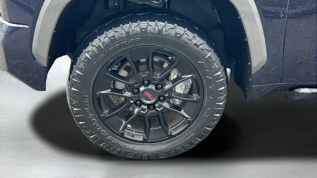 Used 2023 Toyota Tundra Limited AWD/4WD image 28