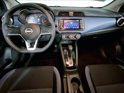 Used 2025 Nissan Versa SV FWD image 15