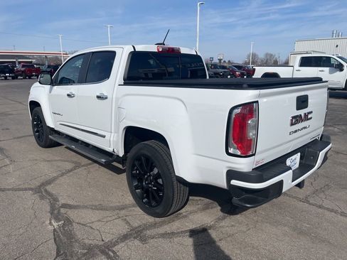 Used 2021 GMC Canyon Denali image 8