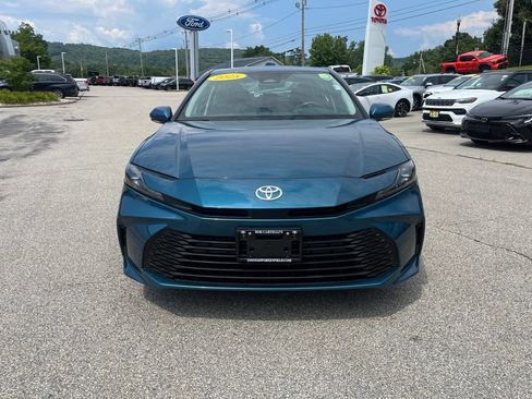 Used 2025 Toyota Camry LE w/ Convenience Package AWD/4WD image 2