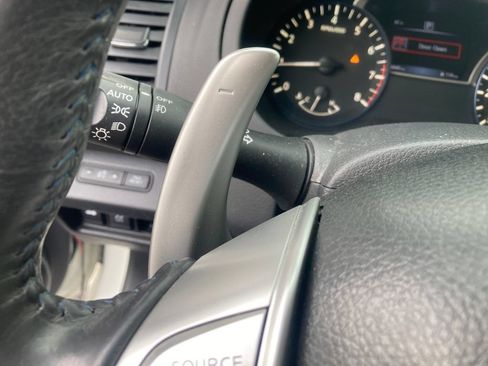 Used 2017 Nissan Altima 2.5 SR FWD image 38