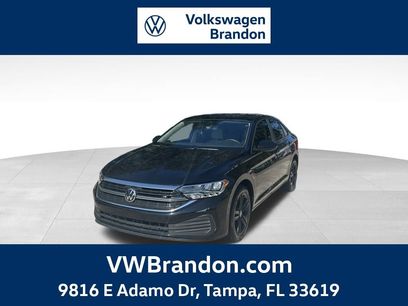 Used 2023 Volkswagen Jetta SE
