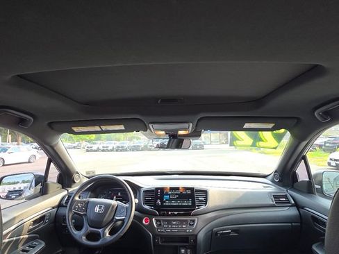 Used 2022 Honda Passport TrailSport image 19