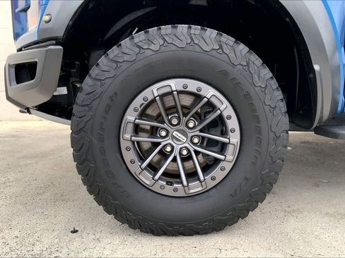 Used 2020 Ford F150 Raptor w/ Equipment Group 802A Luxury image 9