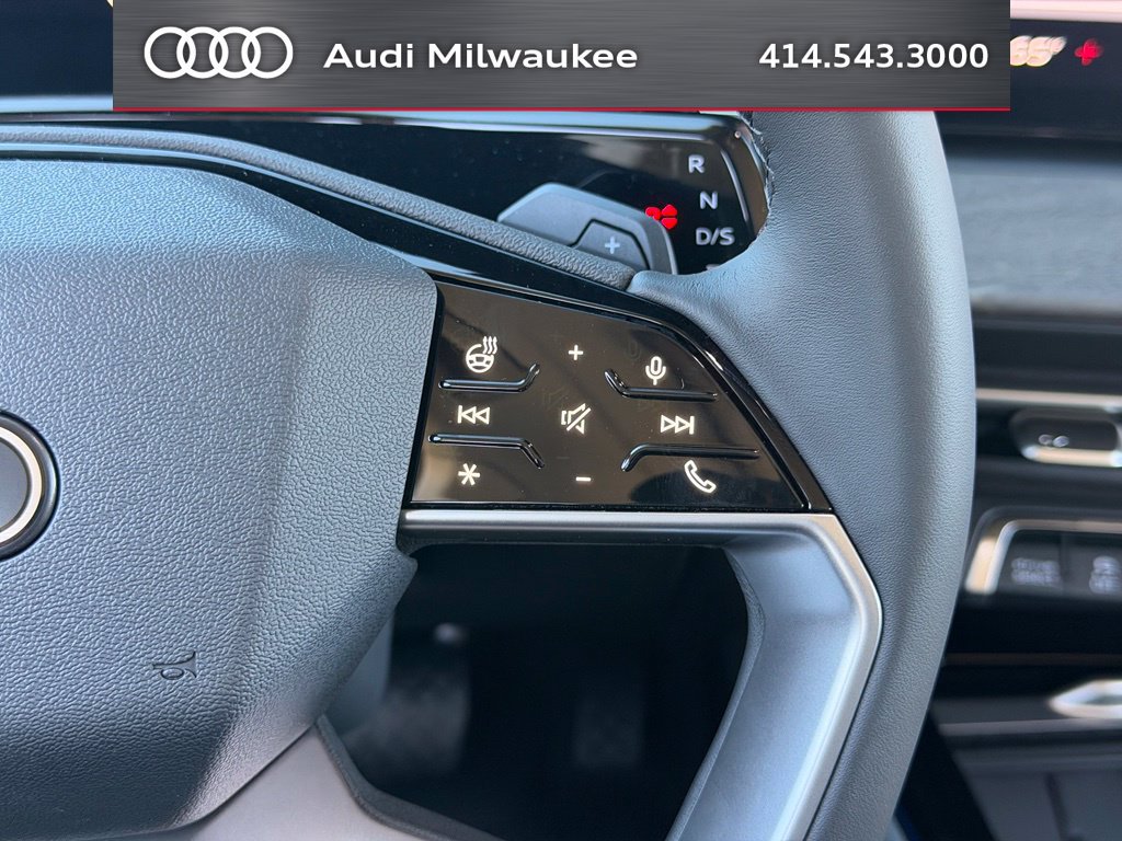 New 2026 Audi Q3 quattro 2.0T AWD/4WD image 33