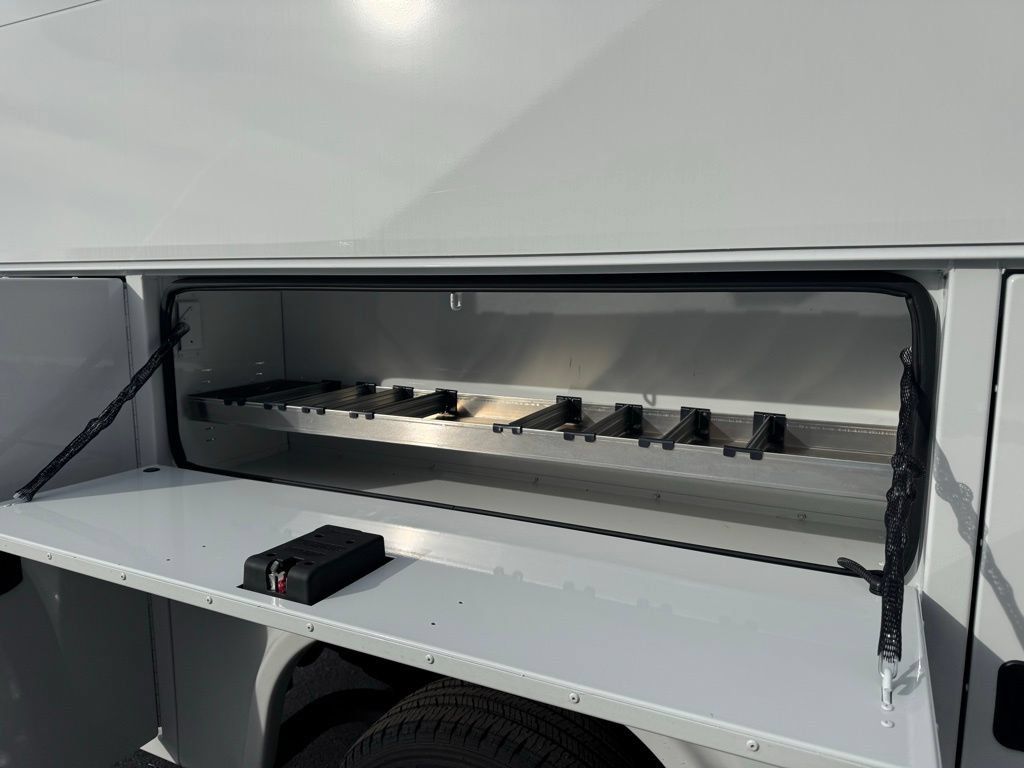 New 2026 Ford E-350 and Econoline 350 Super Duty w/ Interior Upgrade Package RWD image 9