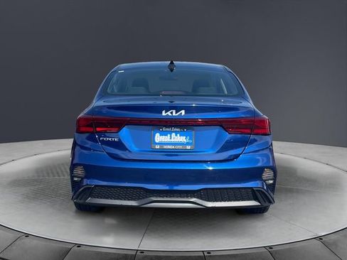 Used 2023 Kia Forte LXS FWD image 4