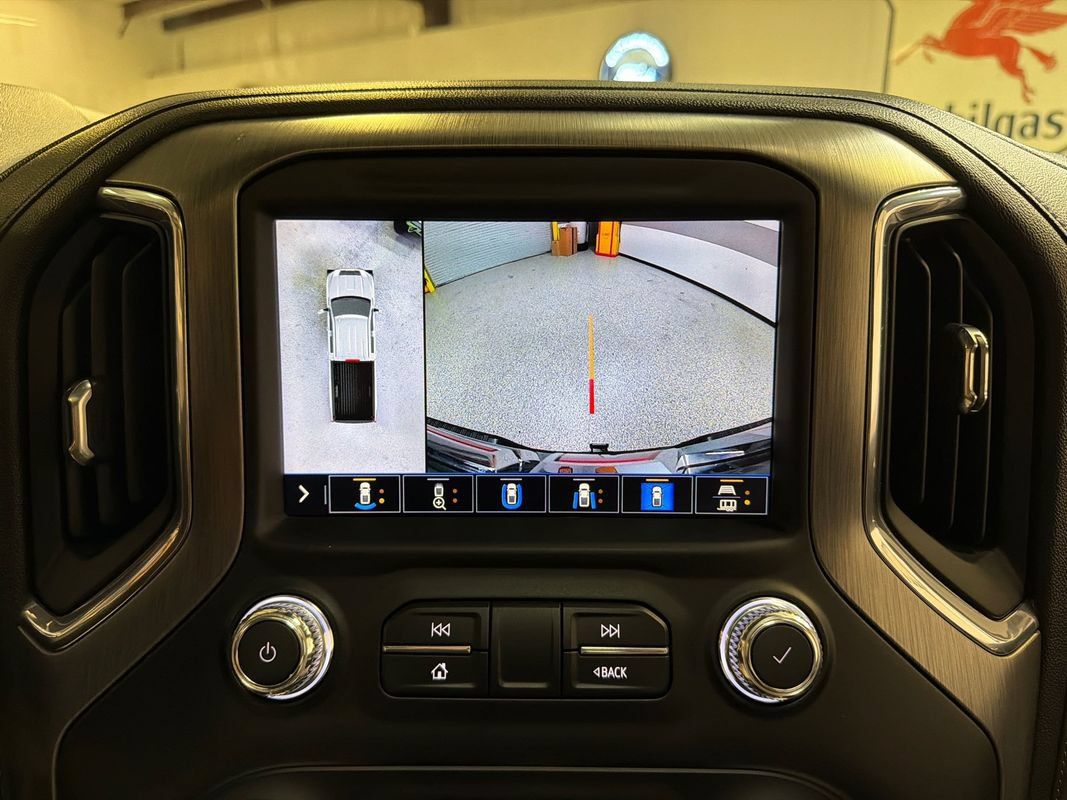 Used 2020 GMC Sierra 3500 Denali w/ Denali Ultimate Package AWD/4WD image 22