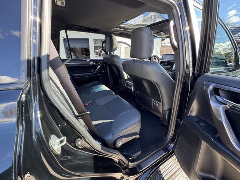 Used 2022 Lexus GX 460 image 64
