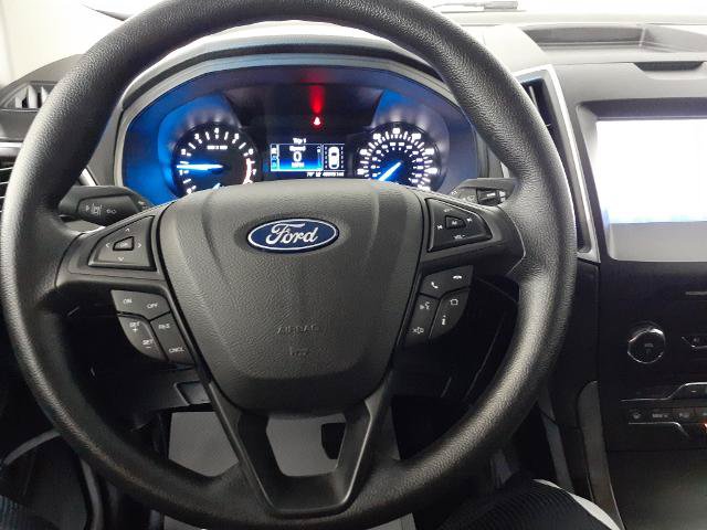 Certified 2020 Ford Edge SE FWD image 3