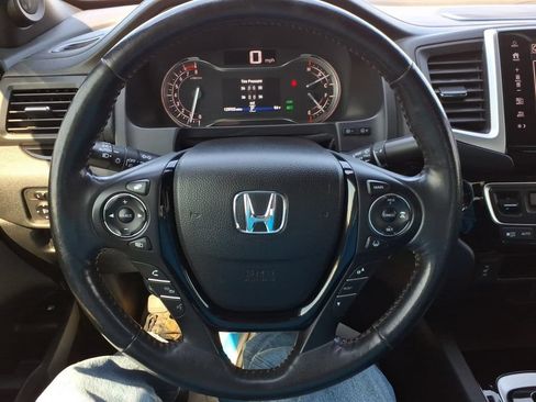 Used 2017 Honda Ridgeline Black Edition image 21