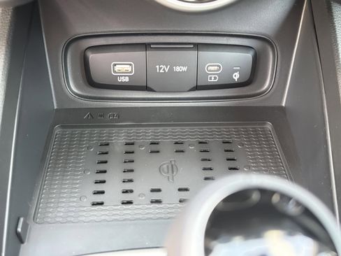 New 2026 Hyundai Venue SEL FWD image 12
