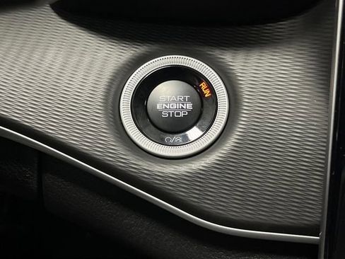 New 2025 Jeep Grand Cherokee L Altitude image 22