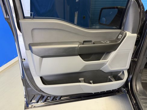 Used 2025 Ford F150 XL w/ Equipment Group 103A High AWD/4WD image 9