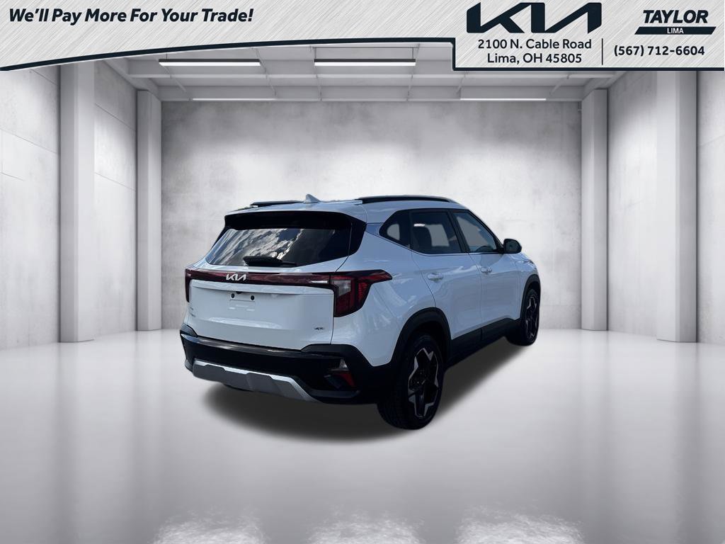 Used 2024 Kia Seltos EX AWD/4WD image 2