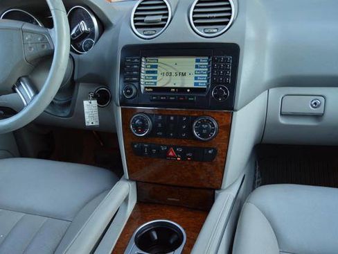 Used 2006 Mercedes-Benz ML 350 4MATIC image 19