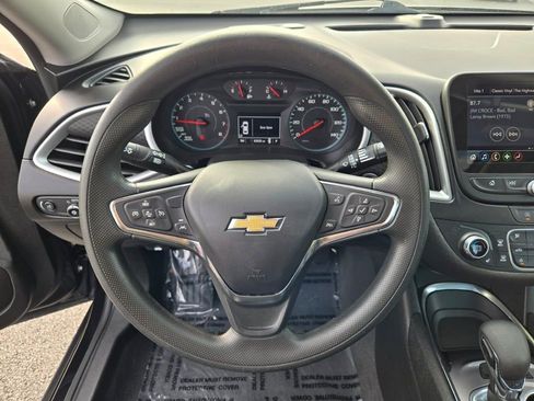 Used 2023 Chevrolet Malibu LT image 31