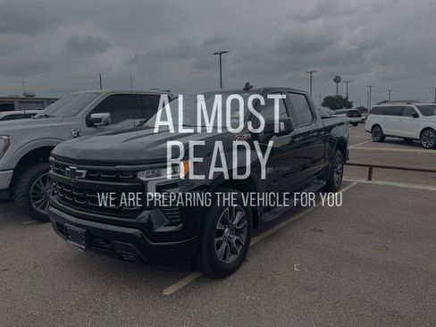 Used 2023 Chevrolet Silverado 1500 RST RWD image 2