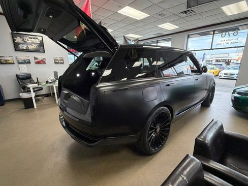 Used 2022 Land Rover Range Rover Long Wheelbase First Edition image 33