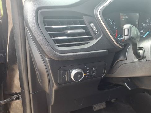 Used 2022 Ford Escape SEL FWD image 19