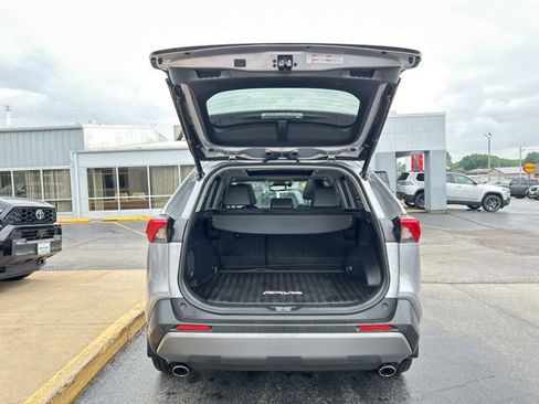 Used 2019 Toyota RAV4 Limited w/ Advanced Technology Package AWD/4WD image 10