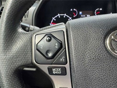 Used 2022 Toyota 4Runner SR5 image 23