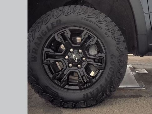 Used 2024 Chevrolet Silverado 1500 ZR2 w/ LPO, Dark Essentials Package AWD/4WD image 15
