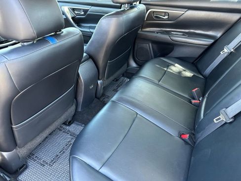 Used 2018 Nissan Altima 2.5 SR w/ SR Special Edition FWD image 11