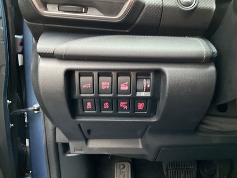 Used 2021 Subaru Forester Touring image 27