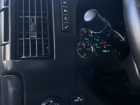 Used 2017 Chevrolet Express 3500 LT w/ LT Preferred Equipment Group image 27