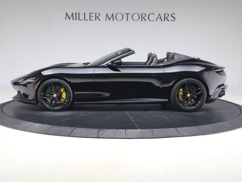 Certified 2025 Ferrari Roma Spider image 3