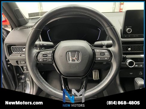 Used 2022 Honda Civic Sport image 12