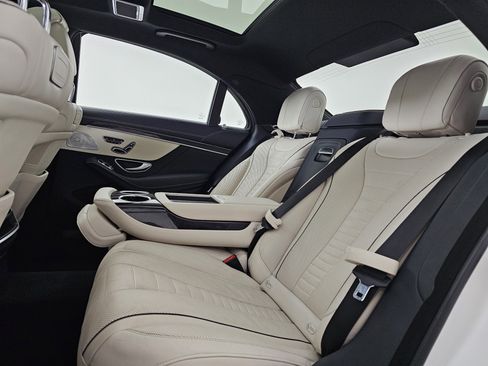 Used 2019 Mercedes-Benz S 560 Sedan image 22