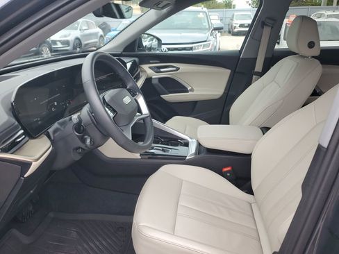 Certified 2025 Audi Q5 Premium Plus w/ Premium Plus AWD/4WD image 24
