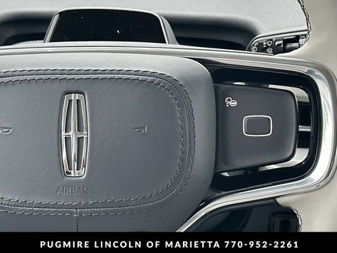 New 2026 Lincoln Navigator L Reserve AWD/4WD image 27