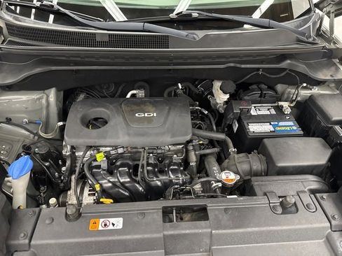 Used 2017 Kia Soul image 3