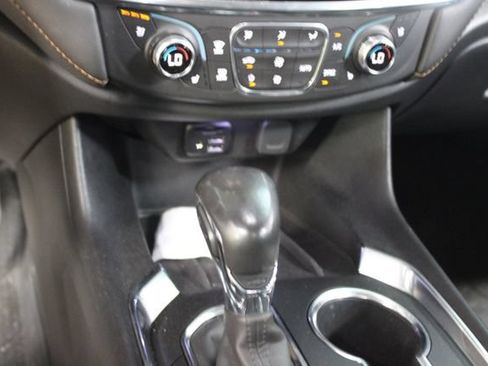 Used 2021 Chevrolet Traverse Premier w/ Redline Edition AWD/4WD image 20