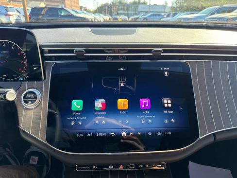 New 2026 Mercedes-Benz E 450 4MATIC Sedan image 34