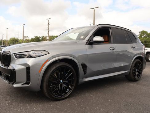 Used 2025 BMW X5 xDrive40i w/ Executive Package AWD/4WD image 1