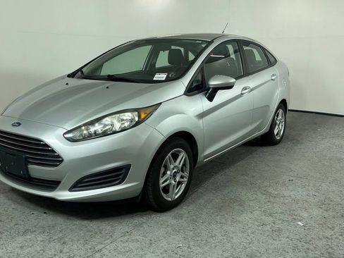 Used 2017 Ford Fiesta SE FWD image 7