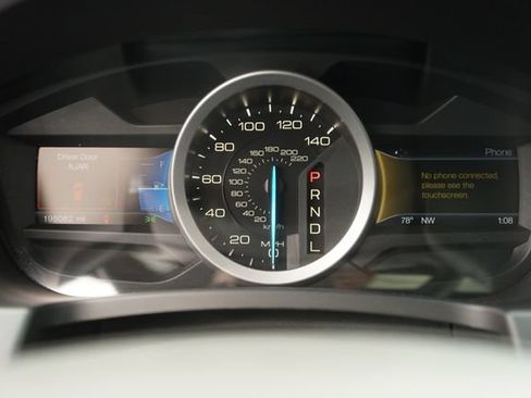 Used 2014 Ford Explorer XLT w/ Equipment Group 201A FWD image 27