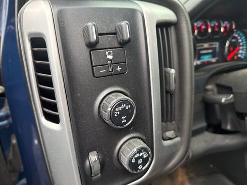 Used 2017 GMC Sierra 1500 SLT w/ SLT Premium Package image 14