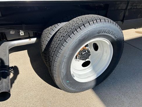 New 2025 Ford E-450 and Econoline 450 Super Duty w/ Power Equipment Group image 15