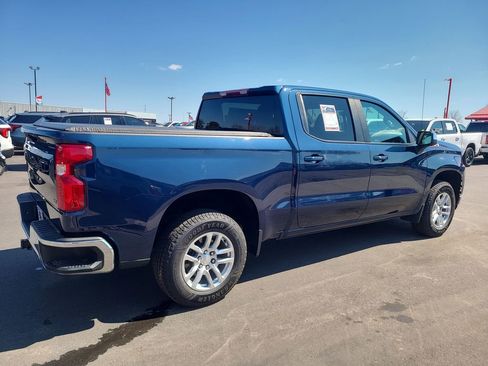 Used 2021 Chevrolet Silverado 1500 LT image 11