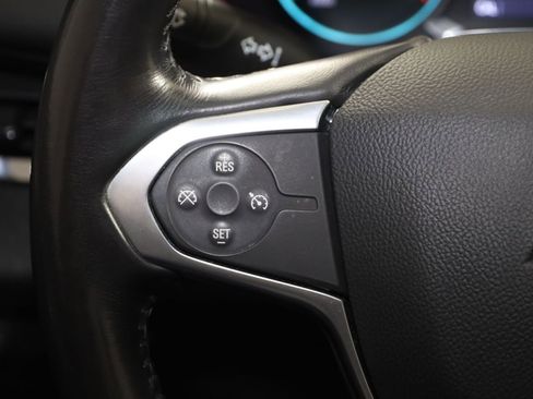 Used 2020 Chevrolet Traverse LT image 35