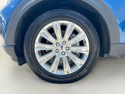 Used 2023 Ford Explorer Limited w/ Hybrid Equipment Group 310A RWD image 33
